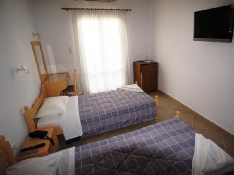 Ino Hotel Kamári Buitenkant foto