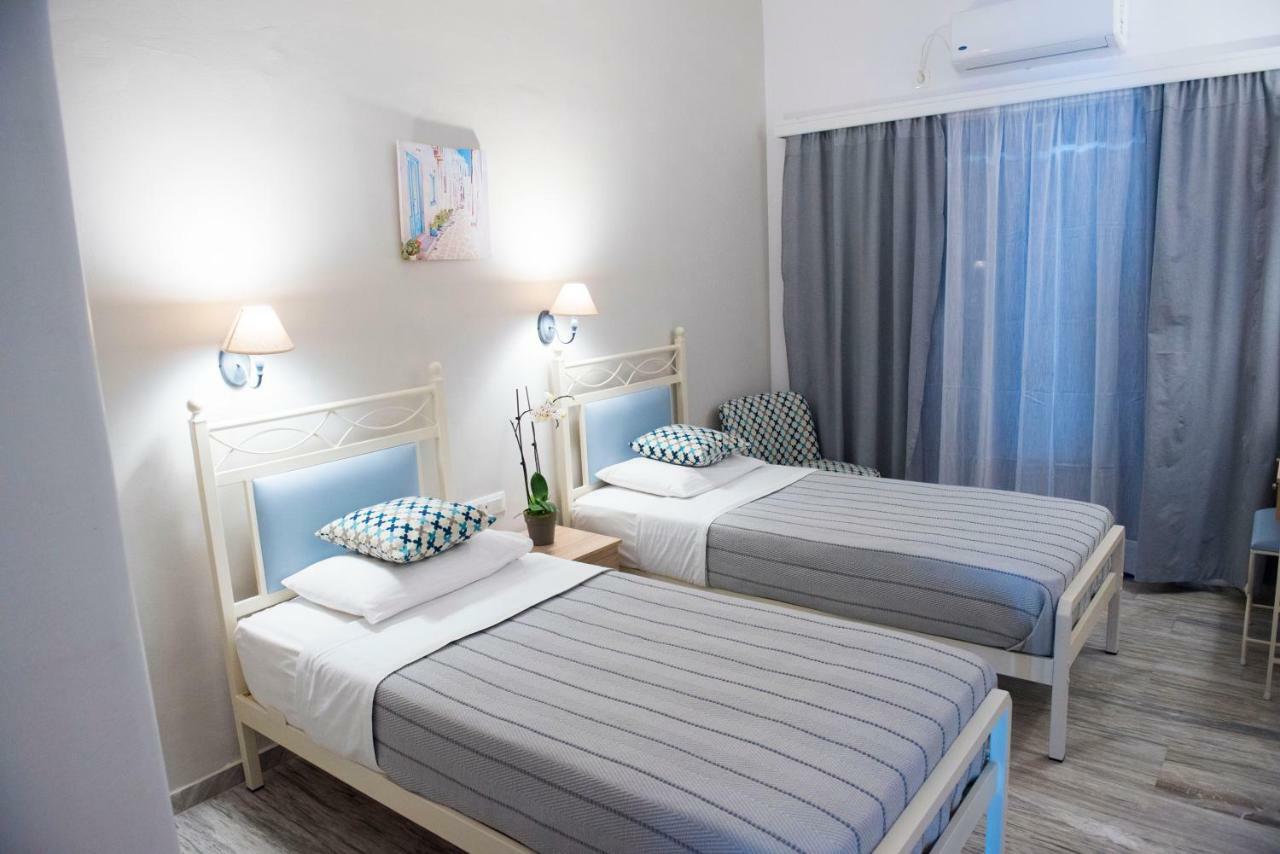 Ino Hotel Kamári Buitenkant foto