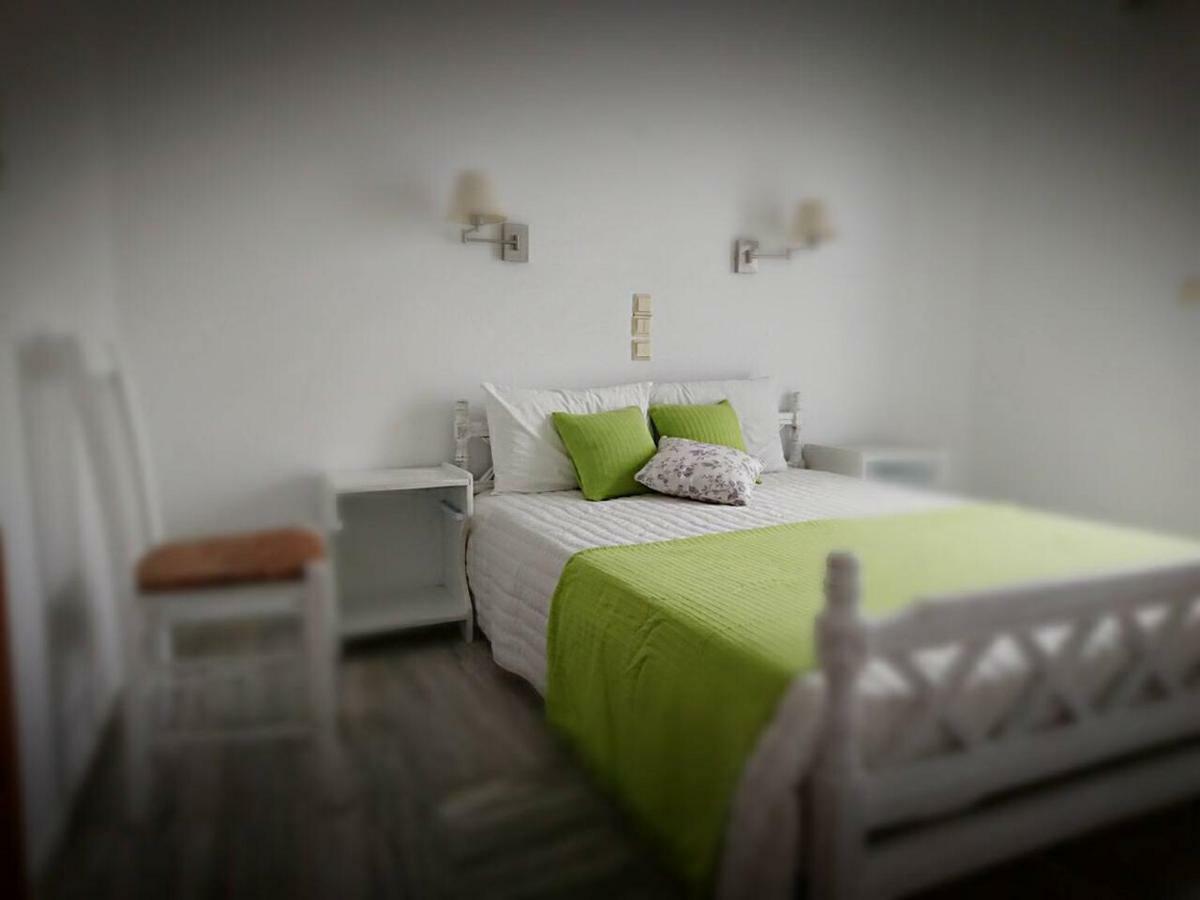 Ino Hotel Kamári Buitenkant foto