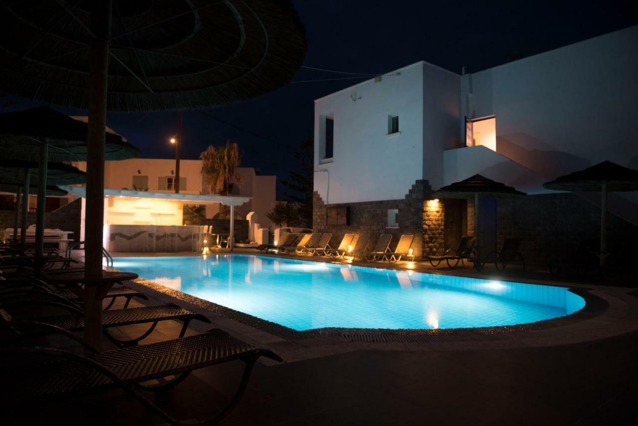 Ino Hotel Kamári Buitenkant foto